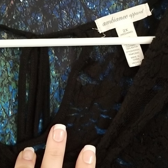 3/$20 Lace overshirt - Picture 3 of 3